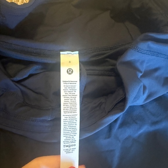 Speed up lululemon shorts - Picture 2 of 2